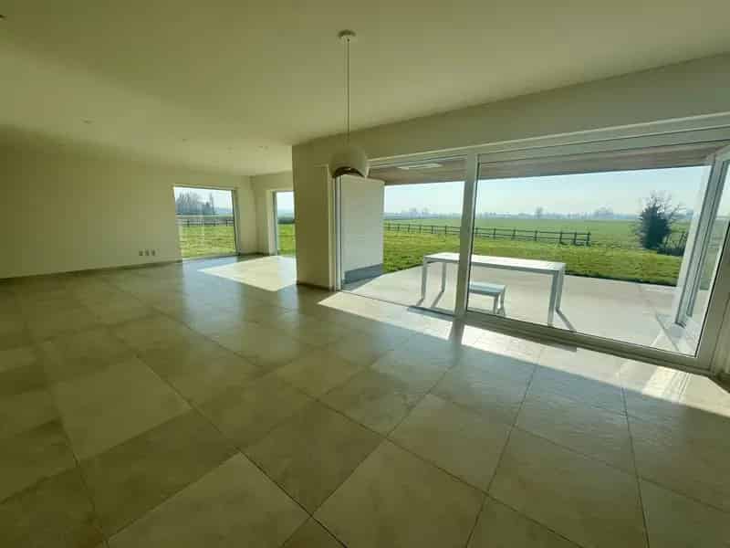 Nieuwbouwvilla met 2 Praktijken te Eernegem