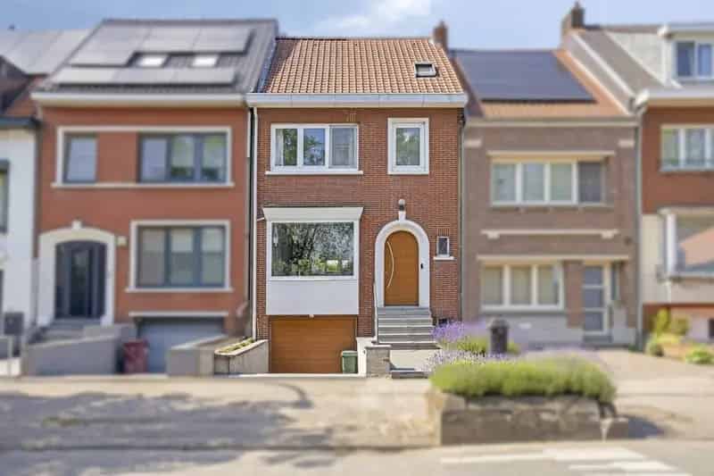 Instapklare Energiezuinige Huis te Huur Schoten