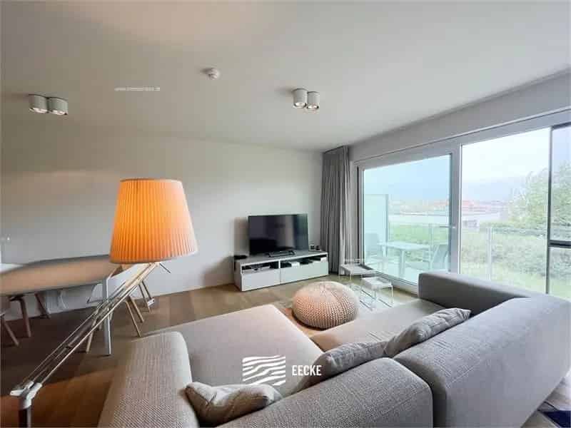 Appartement te koop Oostduinkerke: Modern appartement nabij zee