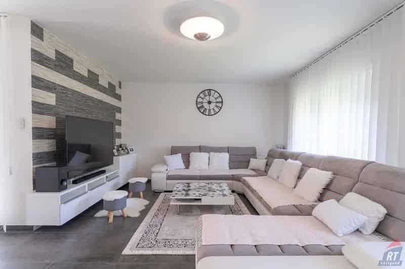 Gerenoveerde Open Bebouwing 5 Slaapkamers Garage 1011ca