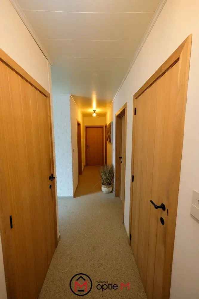 Gerenoveerde woning in rustige buurt