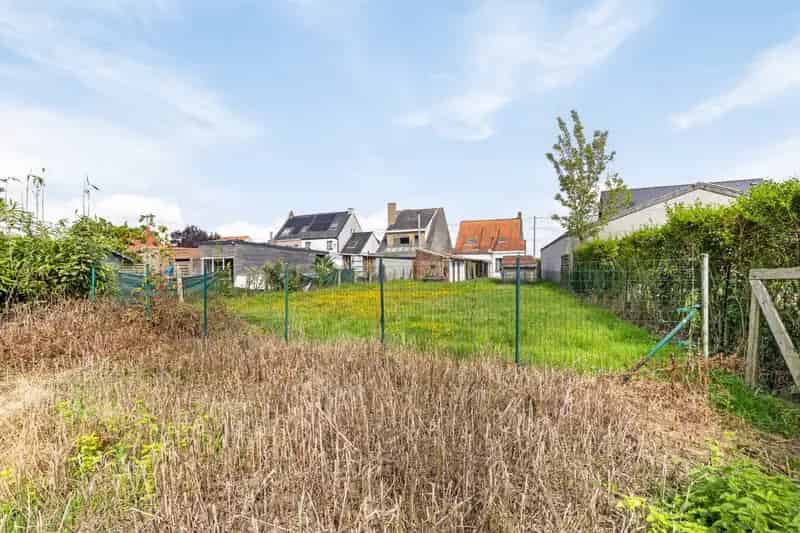 Grond te koop Bovekerke: 987m² perceel met woning, renovatie of nieuwbouw mogelijk