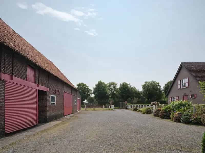 Hoeve te renoveren Hansbeke 16080m2