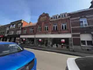 Huis te koop Roeselare - Handelshuis te renoveren
