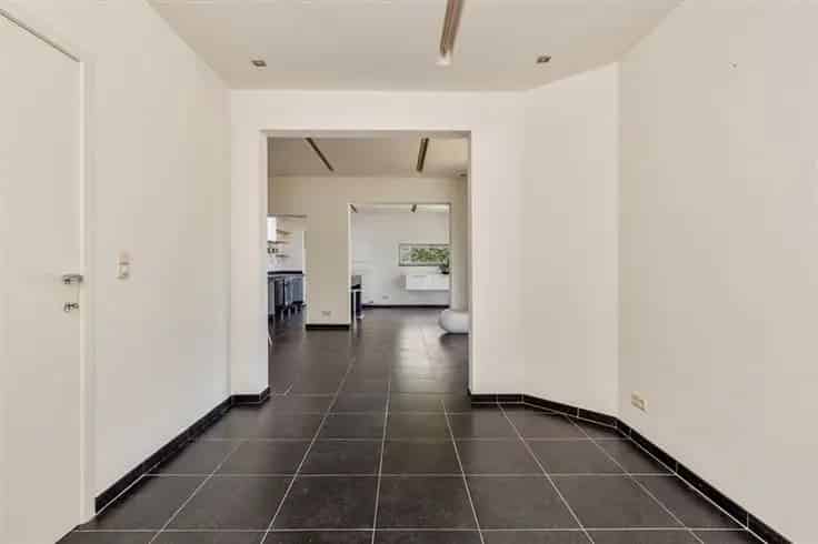 Huis Te Koop Leuven: Instapklare woning met tuin en parkeerplaats