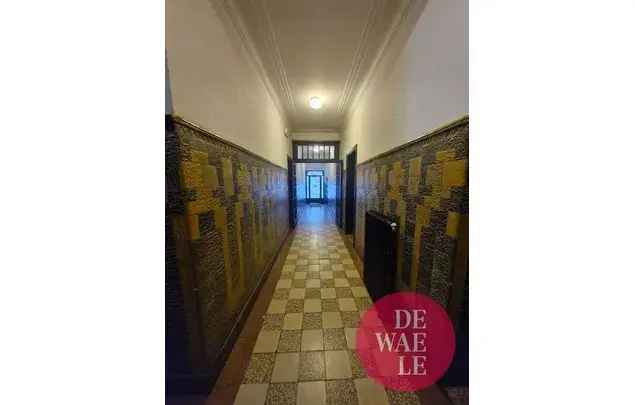 Huur 2 slaapkamer appartement van 98 m² in Brussels