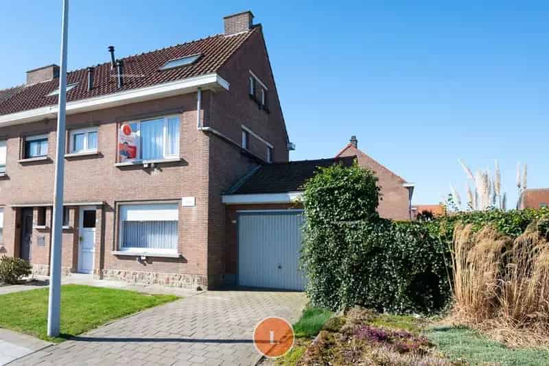 Huis te koop Menen 3 slaapkamers Te renoveren