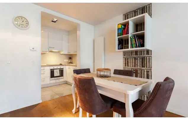 Huur 2 slaapkamer appartement van 60 m² in Brussels