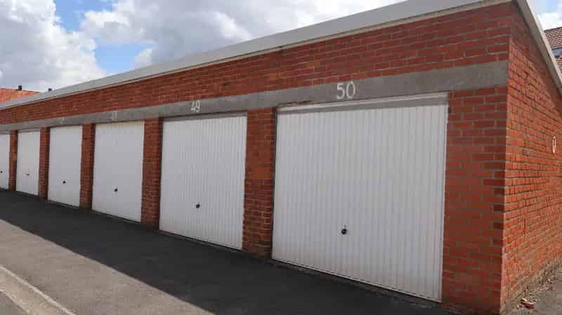 Garages en Staanplaats te Koop Roeselare Centrum