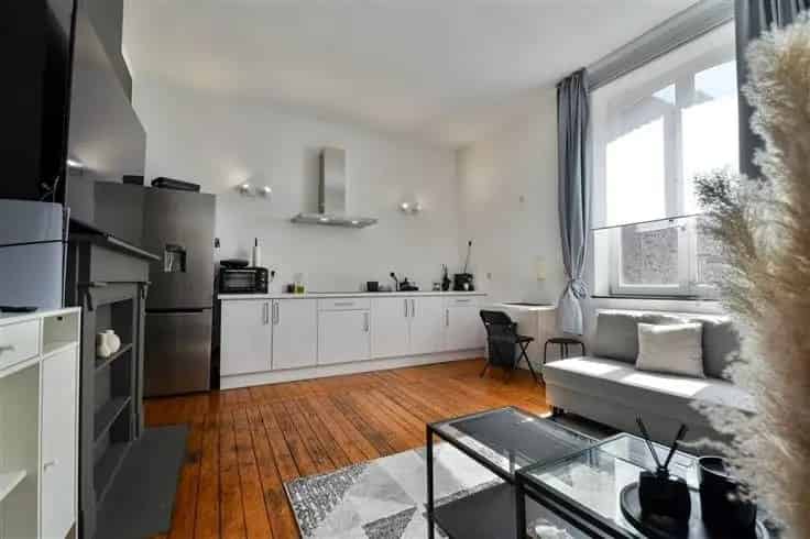 Appartementsblok Te Koop Nabij Station
