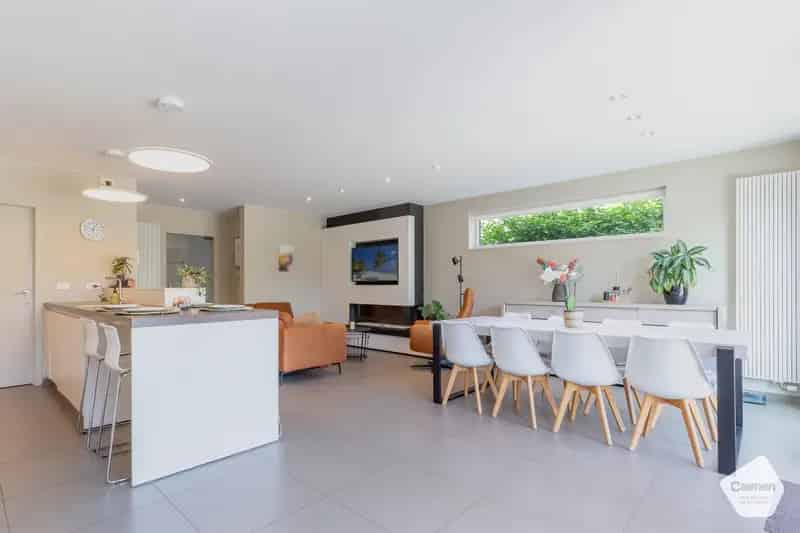 Huis te koop: Stijlvolle 5 Slaapkamers, Grote Tuin, Energielabel A