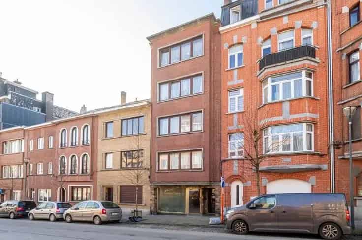 Appartement Te Koop 2 Slaapkamers Terras Kelder