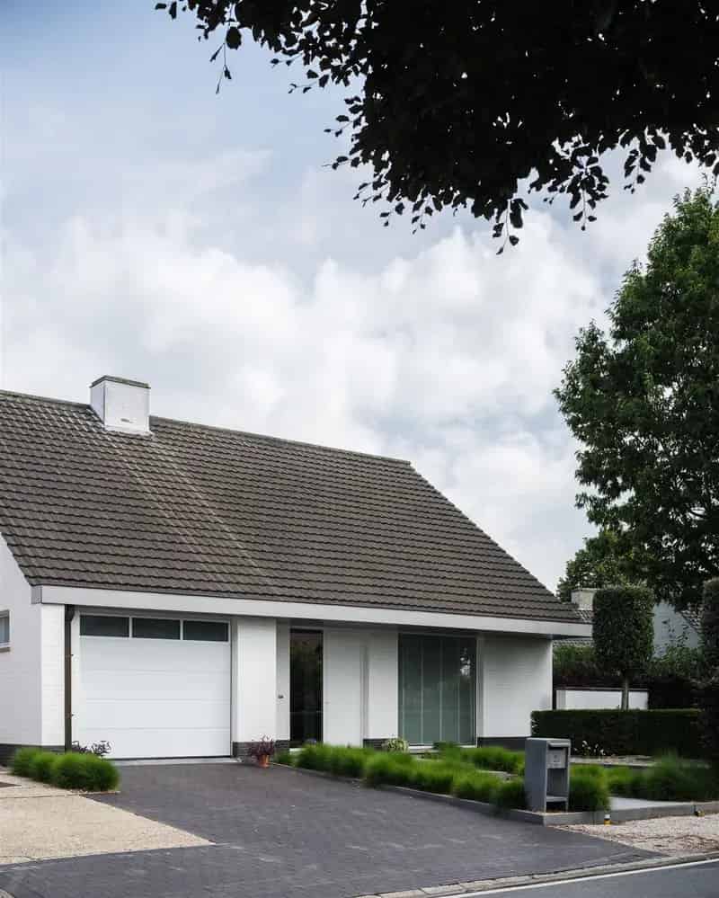 Lichtrijke Villa te Koop 270m² met Ruime Garage en Weids Uitzicht