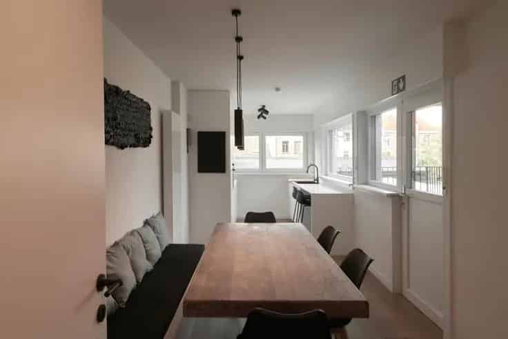 Appartementenblok Te Koop: Gerenoveerd Studentenhuis