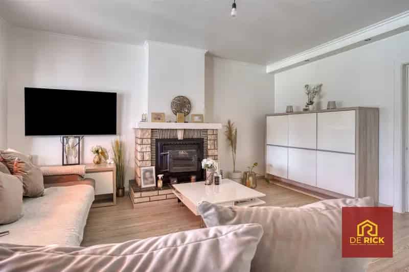 Huis te koop Herzele 4 slaapkamers magazijn 307m2