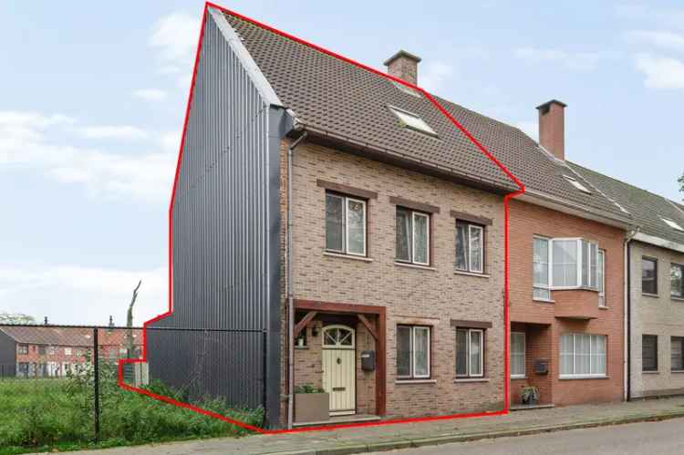 Prachtig instapklare HOB (183m²) met vijf slaapkamers, aangelegde tuin en garage