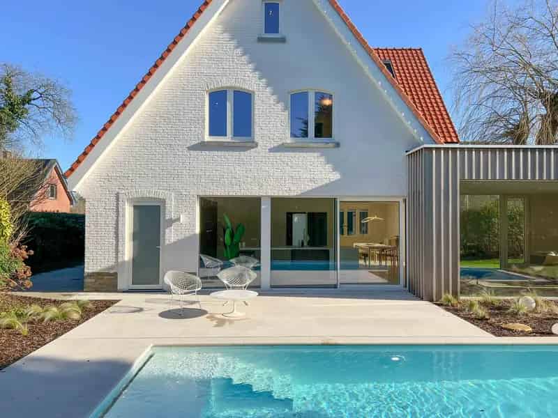 Luxe Villa met Zwembad en Tuin 10 Are