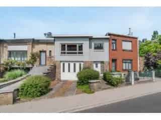Huis te koop Jupille: Bel-étage met garage en tuin