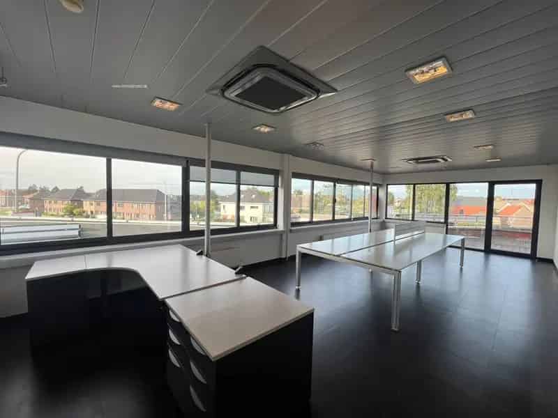 Kantoorruimte te huur Wetteren 322m² - Instapklaar