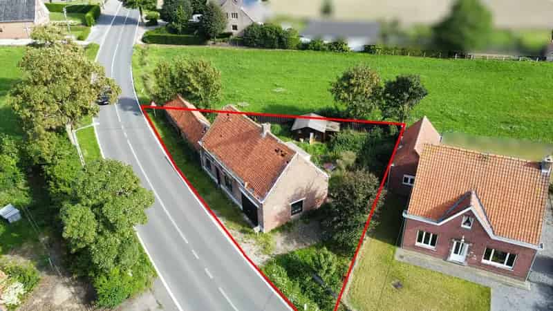Te renoveren woning Kruishoutem