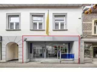 Handelspand te Koop Tongeren 211m²