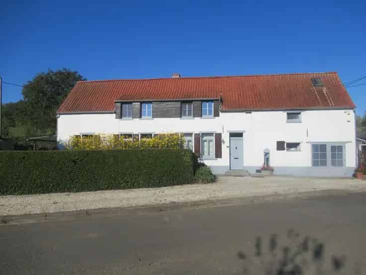 Karaktervolle Landelijke Woning Nabij Mons