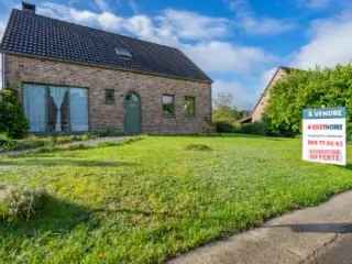 Huis te koop villa met 4 slaapkamers in Yvoir