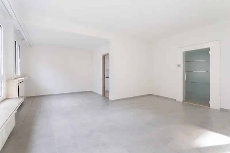 Stijlvol 3 Slaapkamer Appartement 128m2 Terras 2 Badkamers
