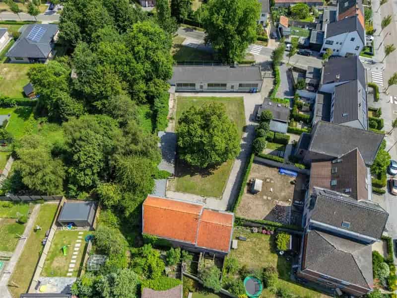 Huis te Koop Bellem - Dorpsschool met Karakter