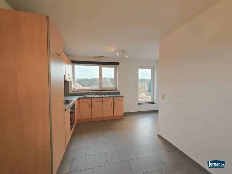 Duplex Appartement Maasmechelen 2 slaapkamers Parking Berging