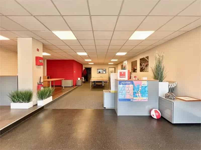 Handelspand te Huur Zwijndrecht 154m² Winkel Kantoor