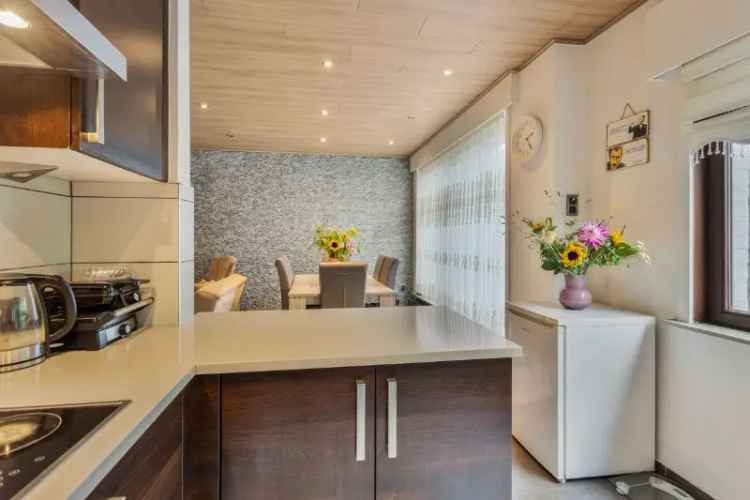 Te koop gelijkvloerse woning met tuin en perfecte locatie