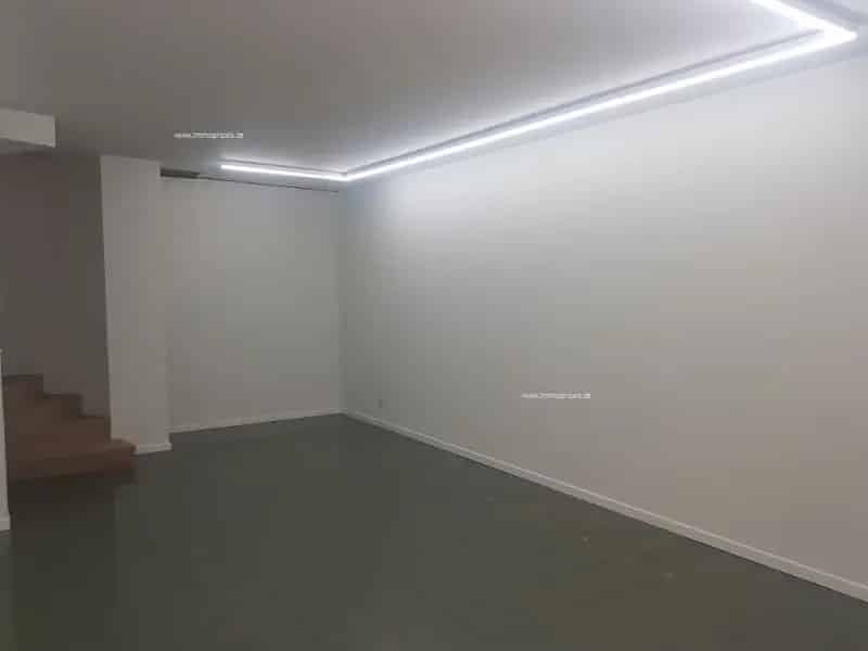 Handelspand te Koop Aalst: Instapklaar Duplex 60m²