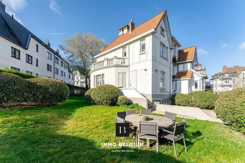Villa te koop in De Haan 5 slaapkamers grote tuin