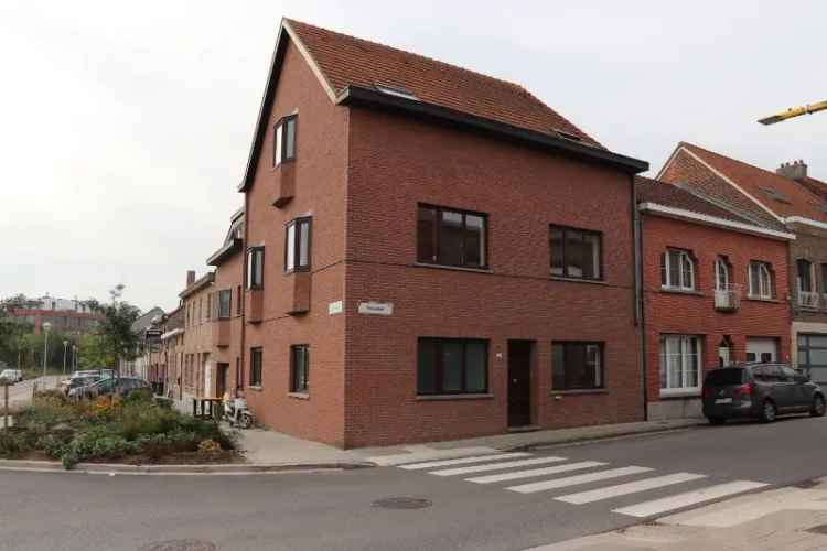 Opbrengsteigendom 4 Appartementen Nabij E19 A12