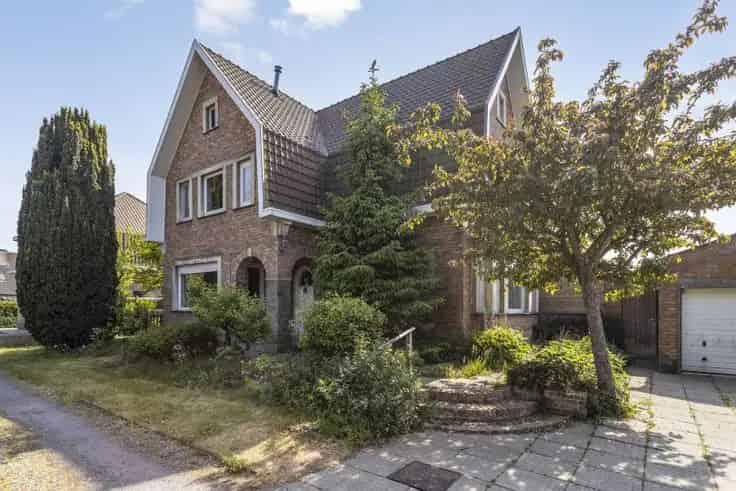 Huis Te Koop Assebroek 3 Slaapkamers Tuin Garage