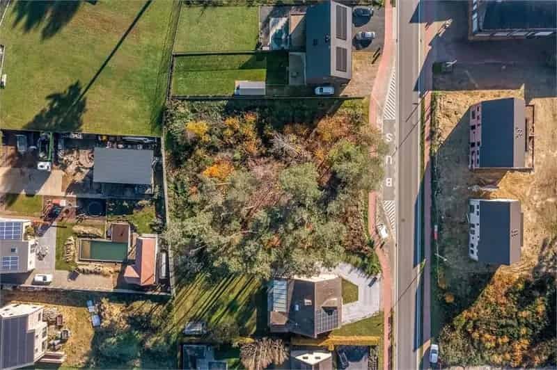 Bouwgrond Ham: Centraal Gelegen Open Bebouwing