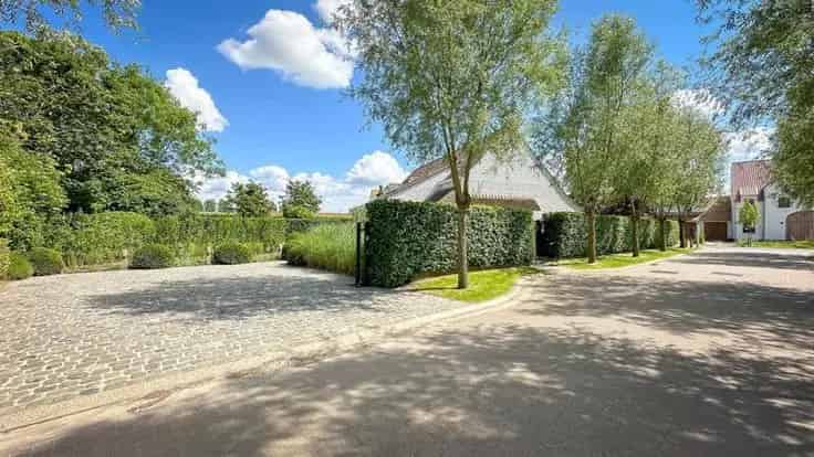 Koppelvilla te Koop: 4 slaapkamers, 2 badkamers, Zoute