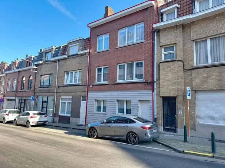 Appartementsblok Te Koop Braine l'Alleud 4 Units
