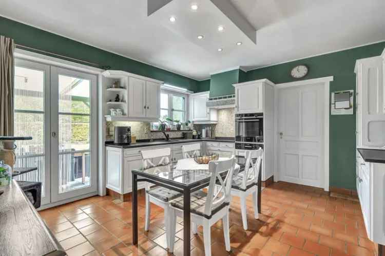 Leuke Villa te Koop Machelen aan de Leie