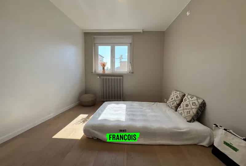 Gerenoveerd Appartement Waregem Centrum 2 slaapkamers Terras Garage