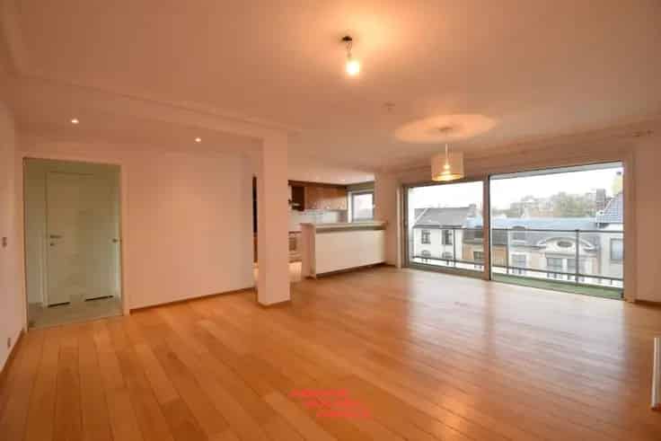 Appartement Te Koop Brugge 3 slaapkamers Parking Terras