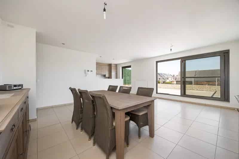Appartement te huur Niel 2 slaapkamers ruim terras