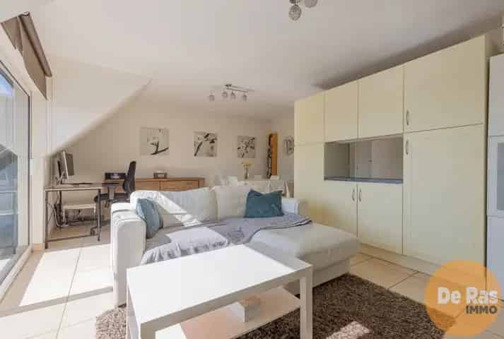 Appartement te koop in Schellebelle