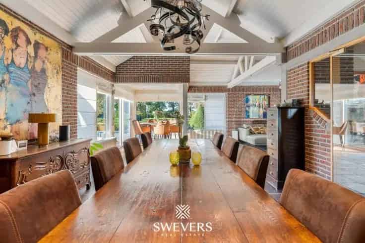 Huis Te Koop Geetbets 401m2 4 slaapkamers Frank Lloyd Wright Stijl