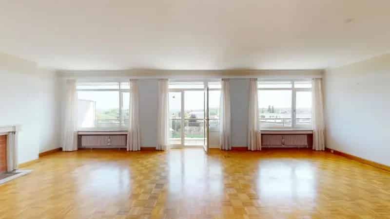 Appartement te Woluwe-Saint-Lambert 173m2 3 slaapkamers terras garage