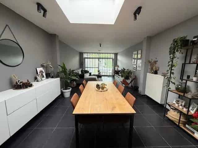 Gezellige gerenoveerde stadswoning te koop Sint Niklaas