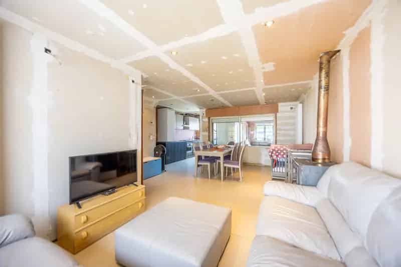 Huis te koop te renoveren Harebeke 3 slaapkamers garage tuin