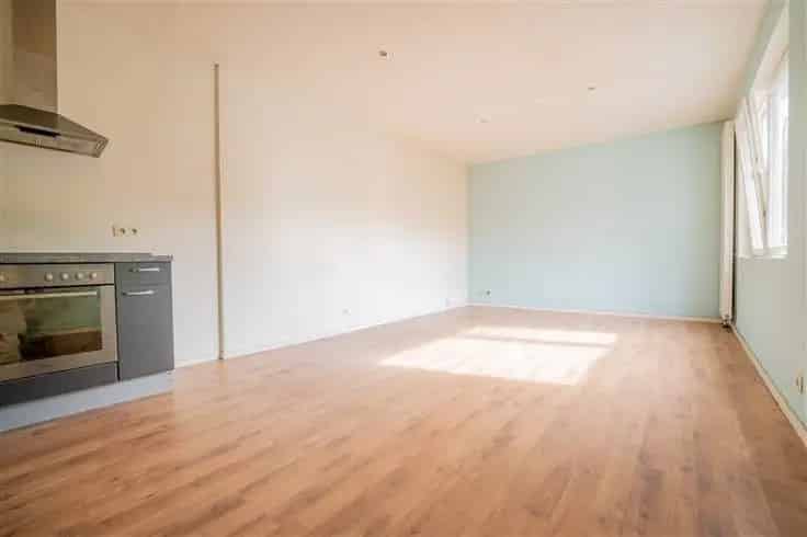Appartementsblok Te Koop: 3 Units Nabij Openbaar Vervoer