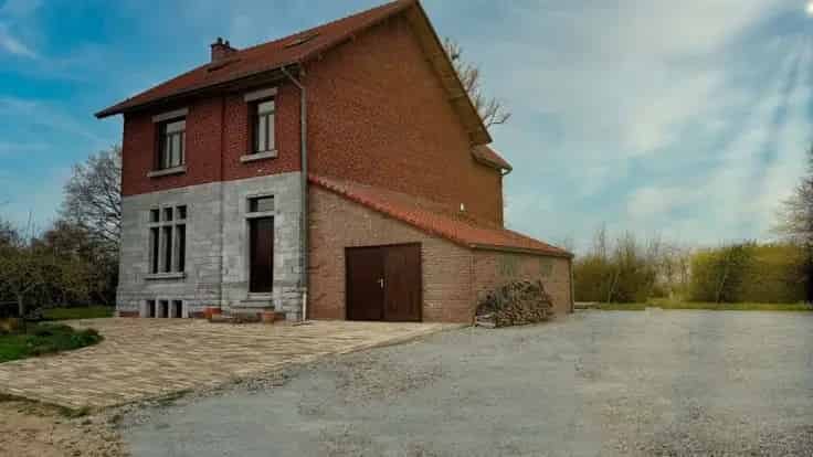 Huis Te Koop 4 slaapkamers 180m2 Grote tuin
